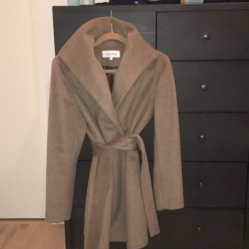 Classic Calvin Klein shawl coat